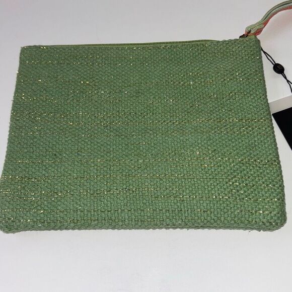NWT America & Beyond Bee Olive Green bag/purse/wristlet - Picture 3 of 6